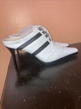 White Pointed Lace-Up Mule Heels with Black Stripes